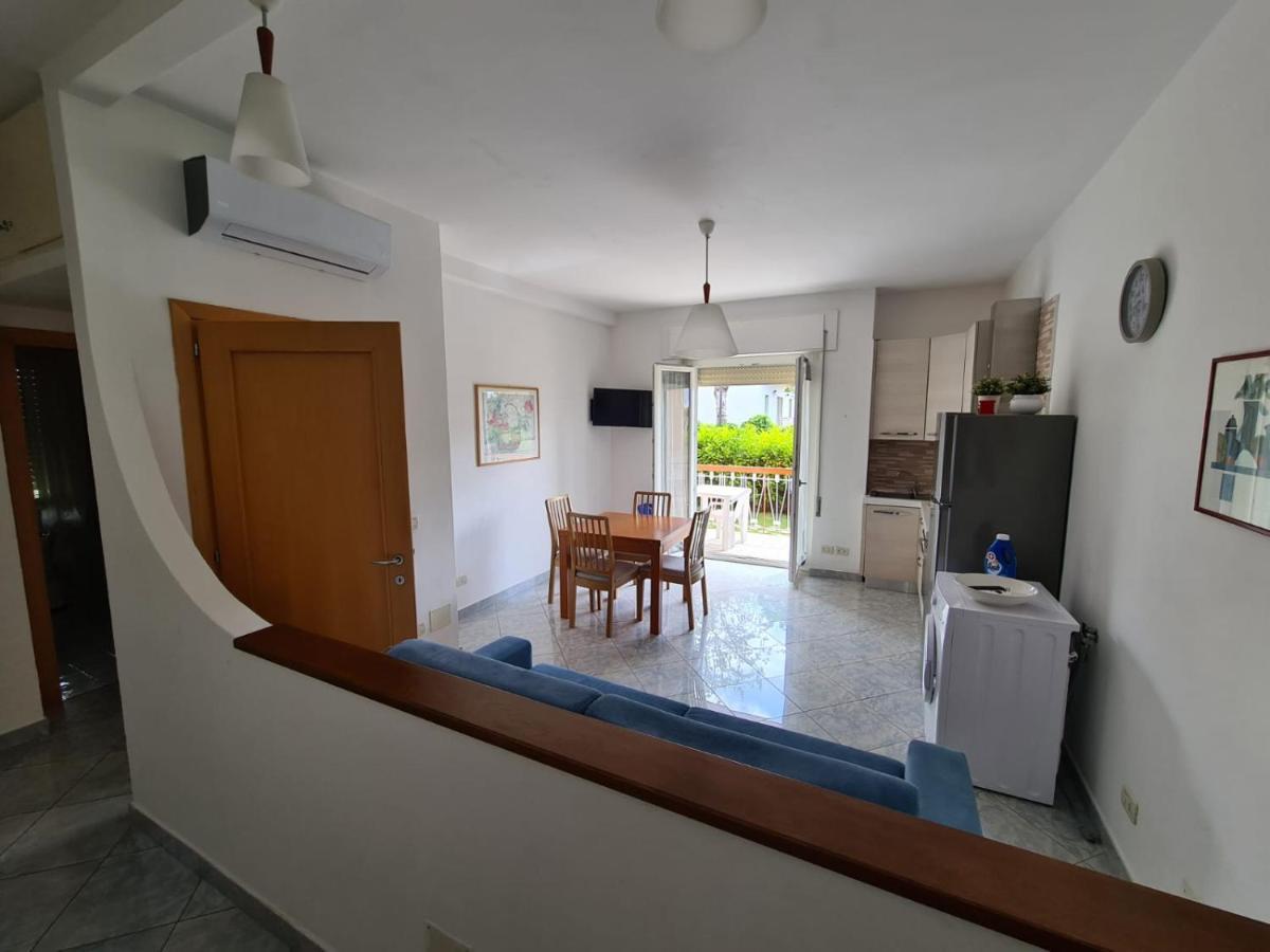 La Pioggia Nel Pineto Apartamento Gaeta Exterior foto